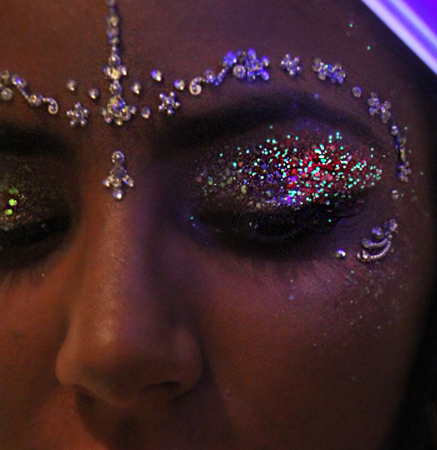 Glow in the Dark Glitter - Mermaid Tail - GLO TATTS